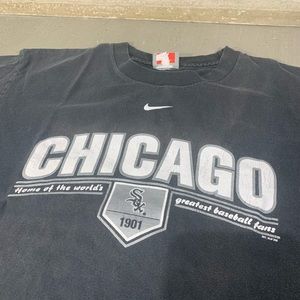 Nike MLB Shirts - Chicago white Sox Nike MLB double sided shirt Nike MLB Shirts - Chicago white Sox Nike MLB double sided shirt